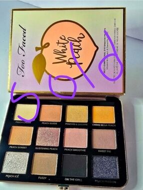 Too Faced Discountinued White Peach Eyeshadow Palette - Peach Shades